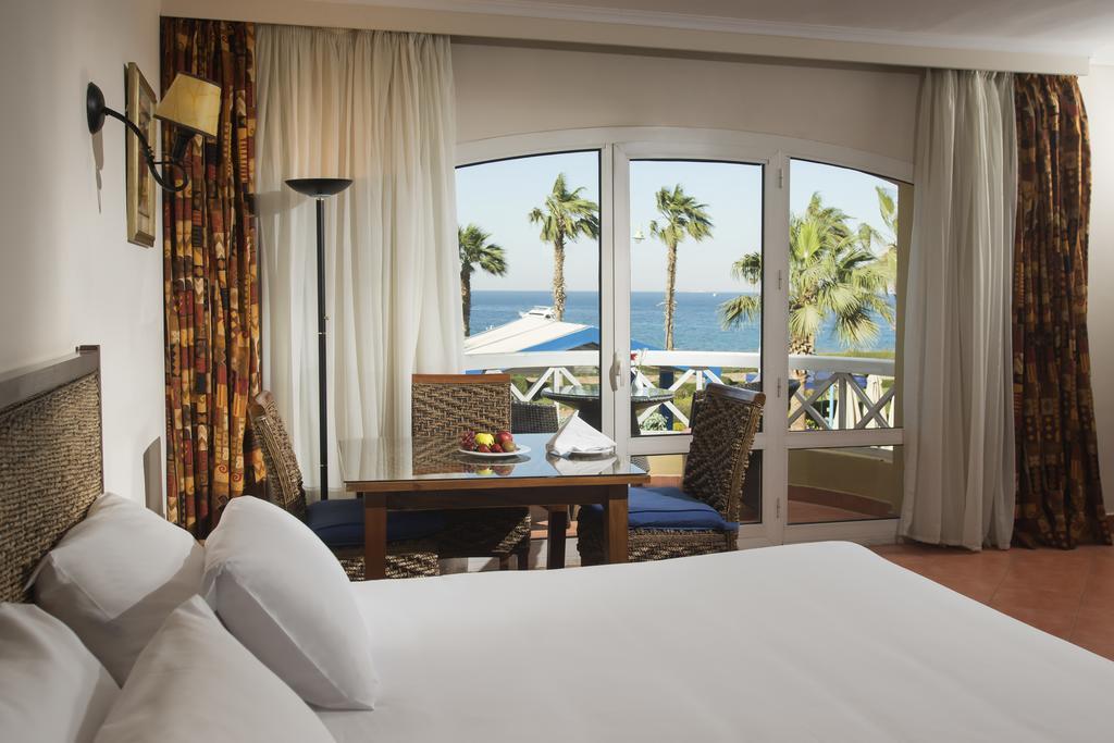 Porto Sokhna Beach Resort Ain Sukhna Exterior photo